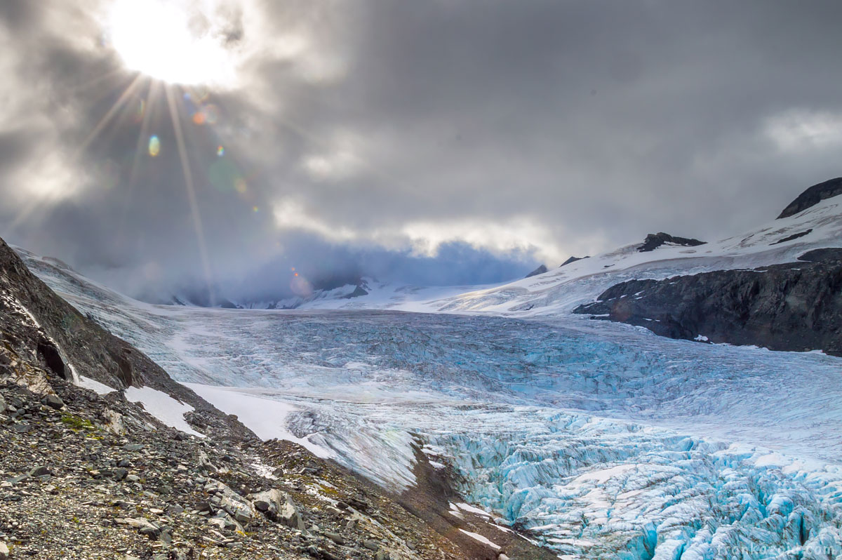 Worthington glacier sun glare