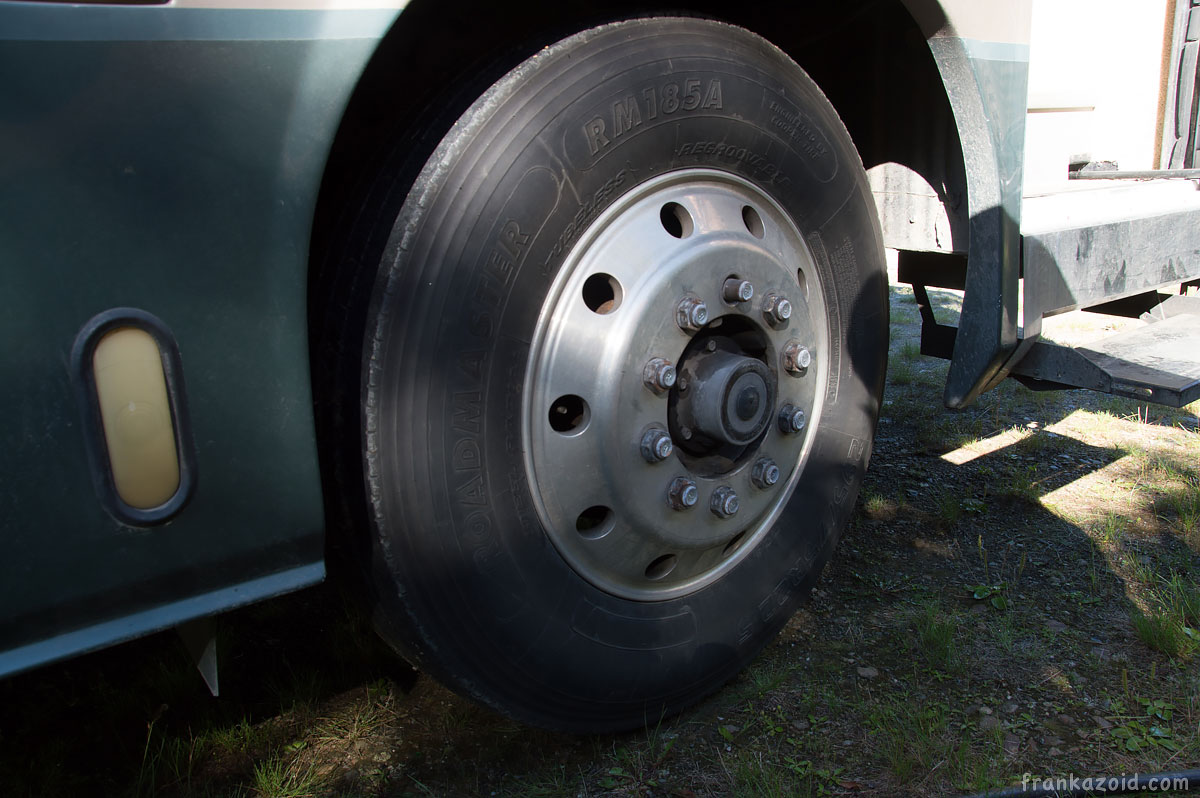 Motorhome DIY wheel removal